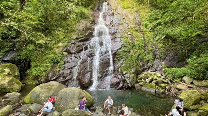 青山瀑布步道