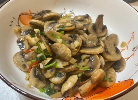 炒香菇 炒香菇