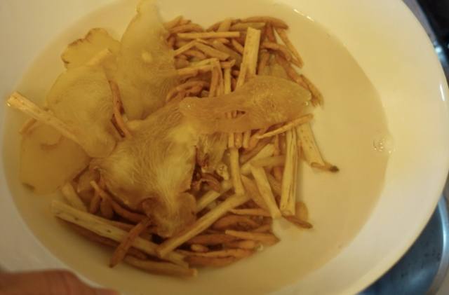 沙參麥冬湯 沙參麥冬湯