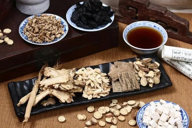 八珍湯功效與禁忌 八珍湯功效與禁忌